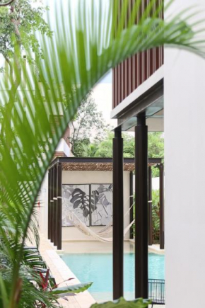 Private pool and rooftop for 3